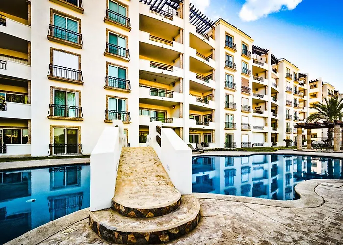 Apartamento Casa Sirena- Secure&private Poolside Retreat